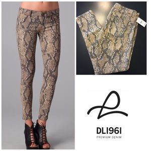 DL1961 snakeskin print skinny jeans